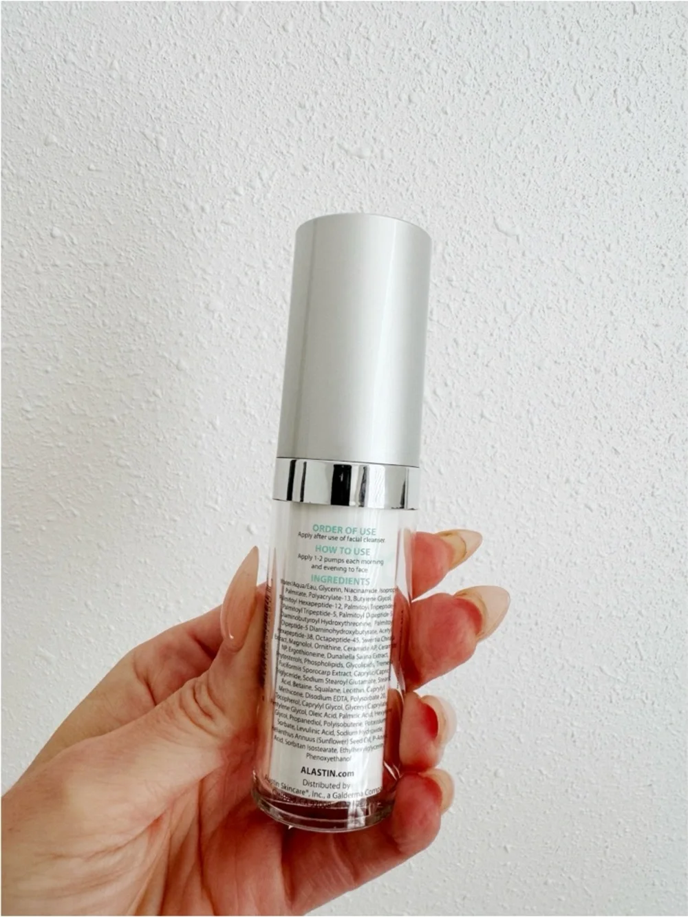 Alastin Skincare Restorative Skin Complex - Picture 2 of 3